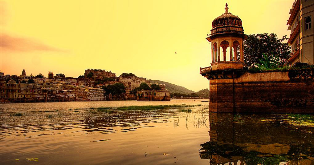 Jaipur & Udaipur Tour Package